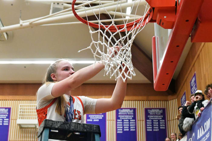 a Silverton Crater 5A Oregon girls basketball final 2024 Leon Neuschwander 98